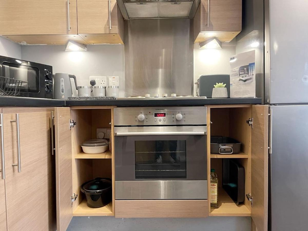 Cityfront Cosy Apt Near City Centre & Etihad Stadium, Free Parking Manchester Exterior photo
